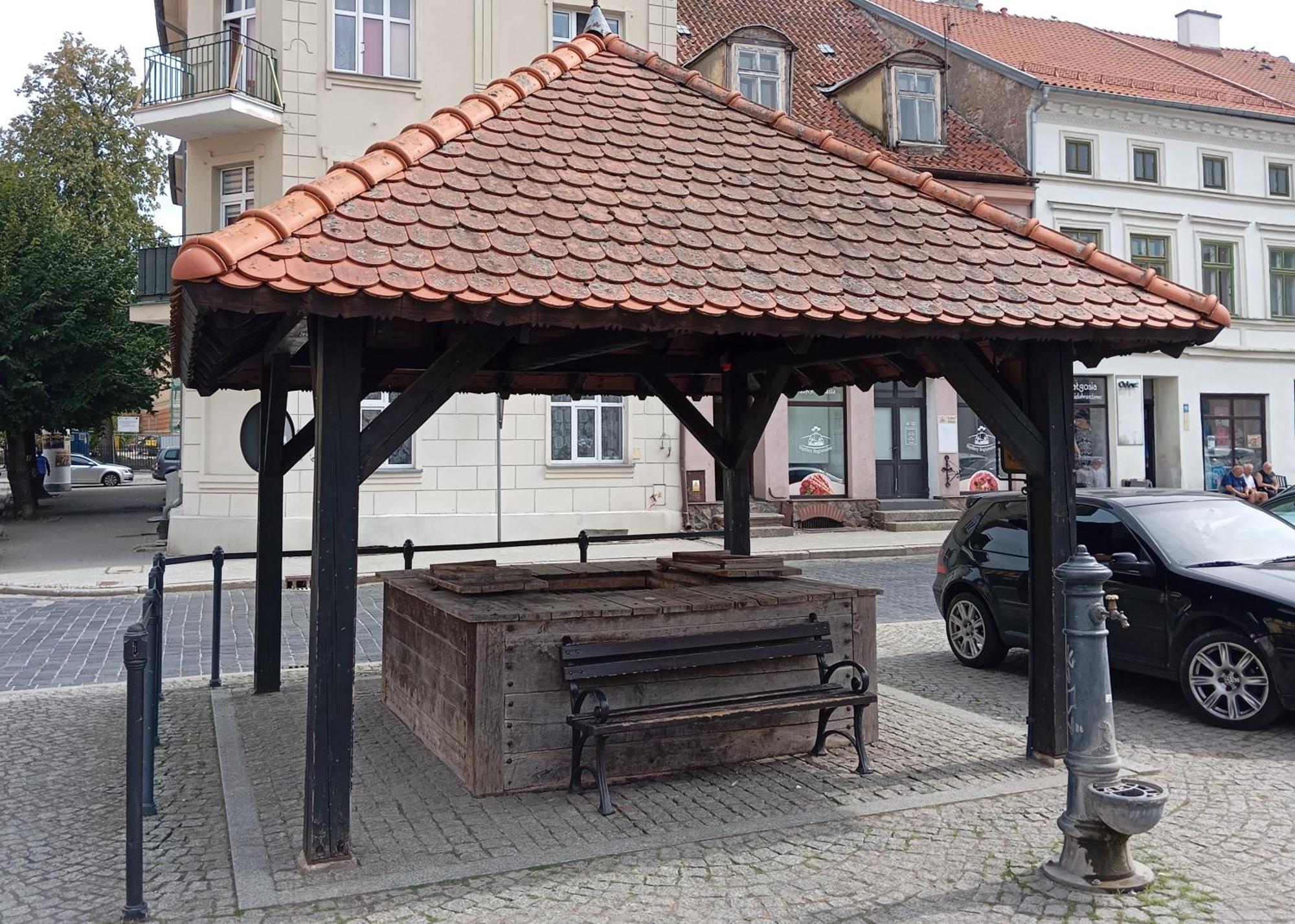 Pokoje Goscinne U Anka Reszel Exterior photo